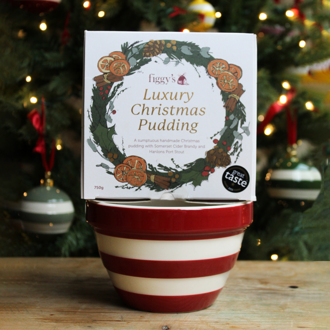 Cornish Red Pudding Basin with Christmas Pudding | Cornishware