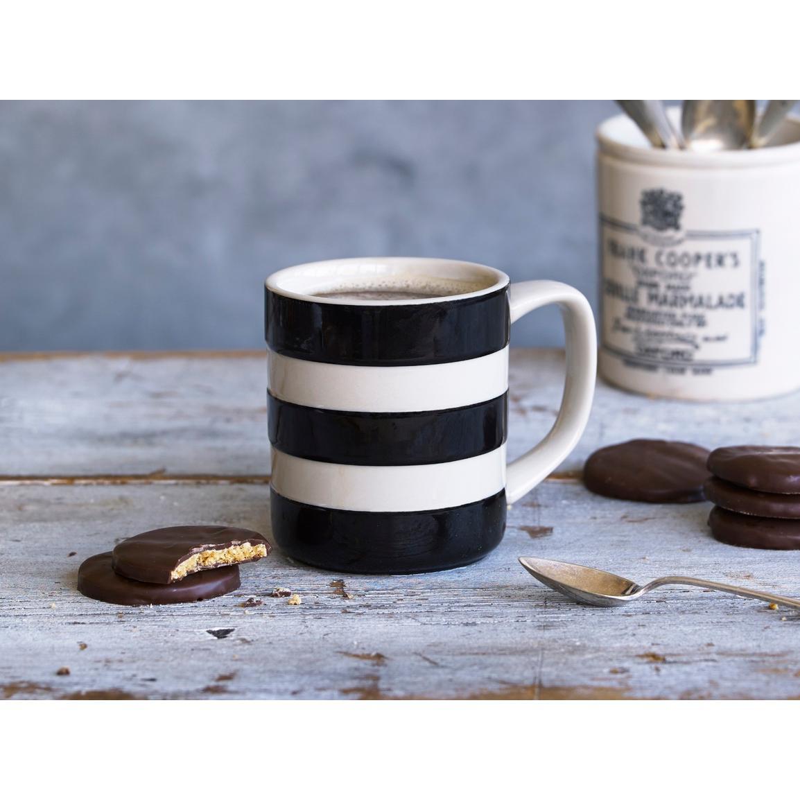 Set of 4 Black Mugs 10oz/28cl | Cornishware® | Classic British