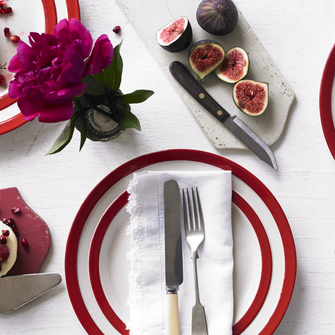 Set of 4 Cornish Red Main Plates 28cm | Cornishware® | Classic